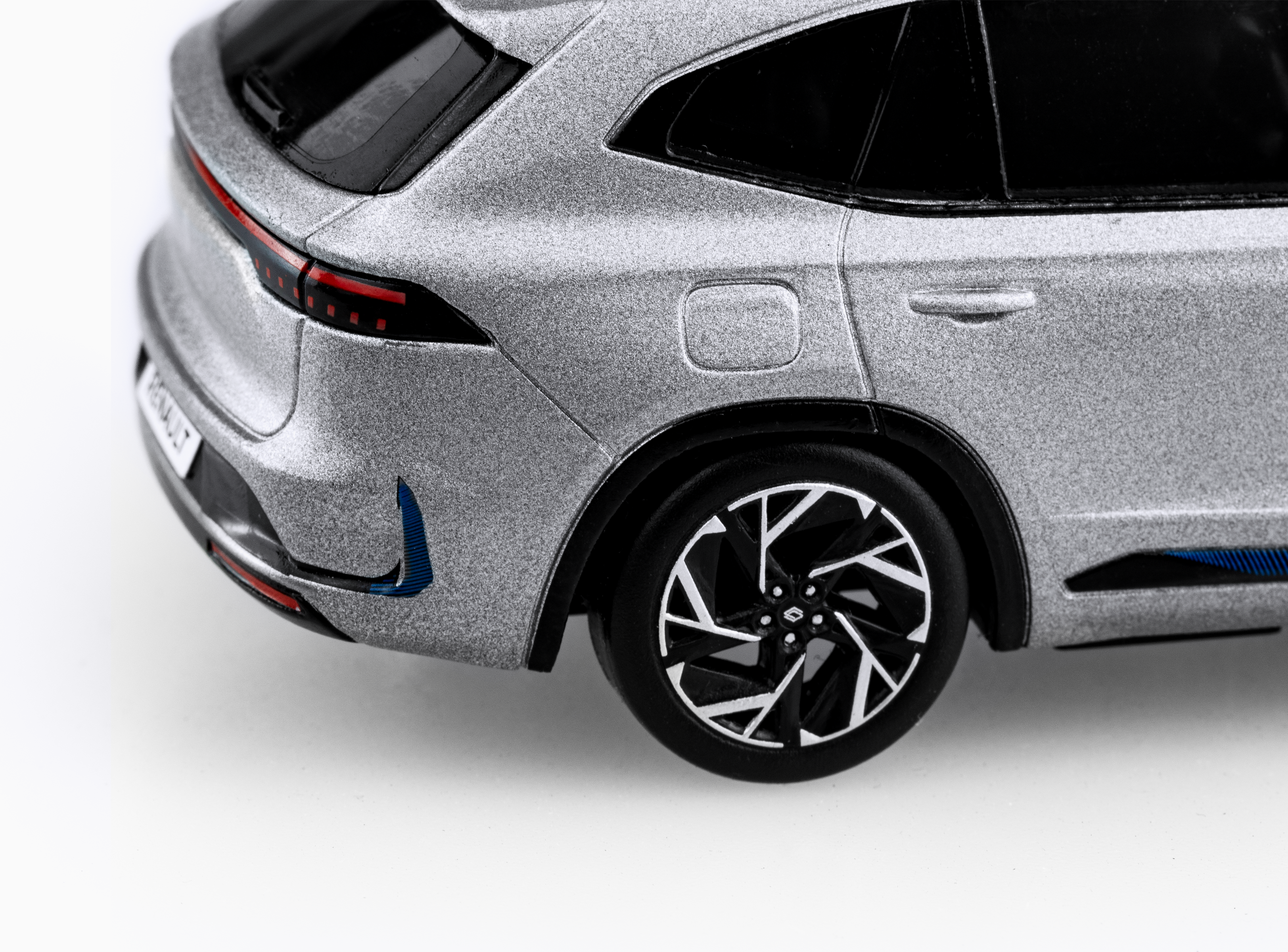 [1:43 Scale] 르노 그랑 콜레오스 알핀 새틴 어반 그레이