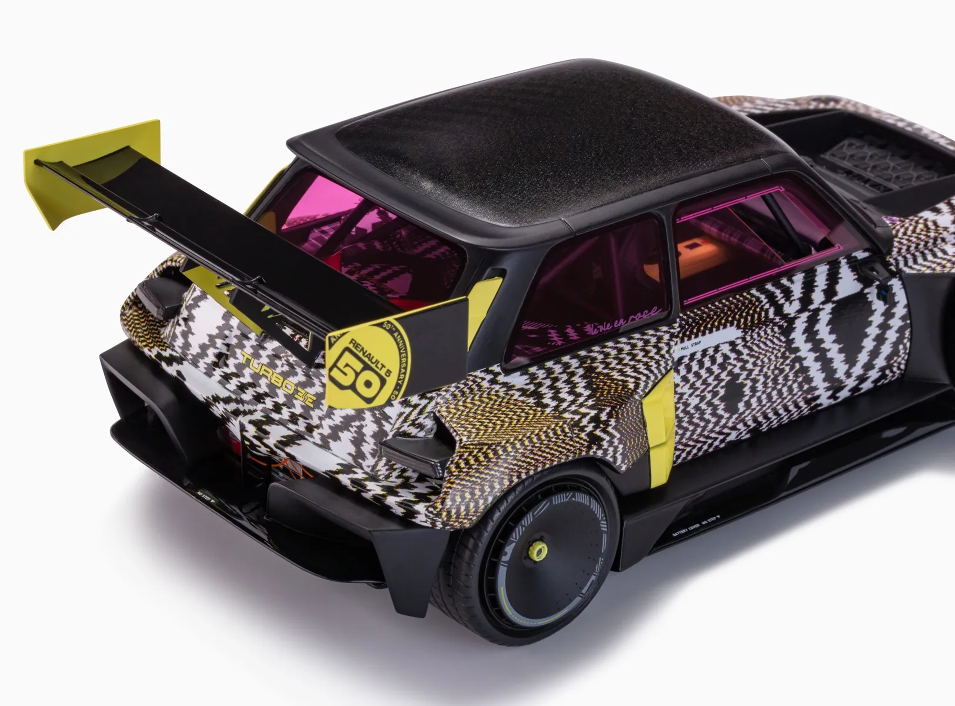 르노 5 터보 쓰리이 2022 (1:18) 미니어처